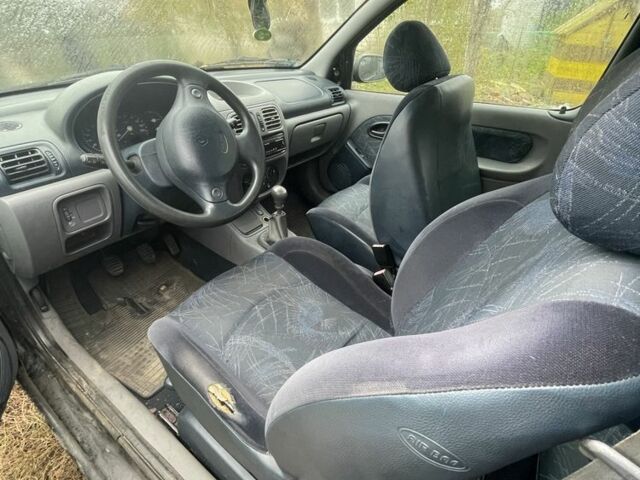 Чорний Рено Кліо, об'ємом двигуна 1.6 л та пробігом 1 тис. км за 900 $, фото 4 на Automoto.ua