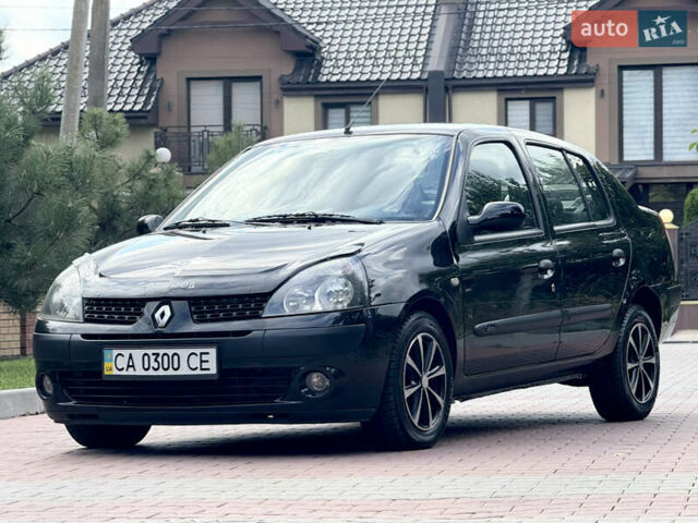 Черный Рено Клио, объемом двигателя 1.4 л и пробегом 210 тыс. км за 3999 $, фото 18 на Automoto.ua