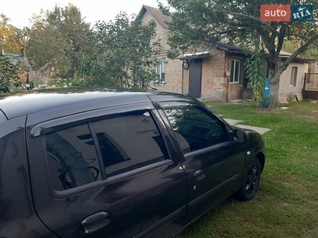 Чорний Рено Кліо, об'ємом двигуна 1.39 л та пробігом 173 тис. км за 2999 $, фото 9 на Automoto.ua