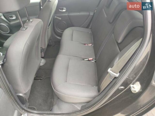 Черный Рено Клио, объемом двигателя 1.1 л и пробегом 222 тыс. км за 4699 $, фото 16 на Automoto.ua