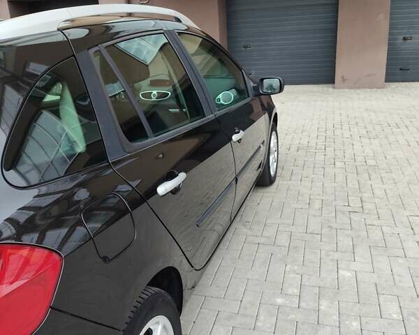 Черный Рено Клио, объемом двигателя 1.1 л и пробегом 222 тыс. км за 4699 $, фото 11 на Automoto.ua