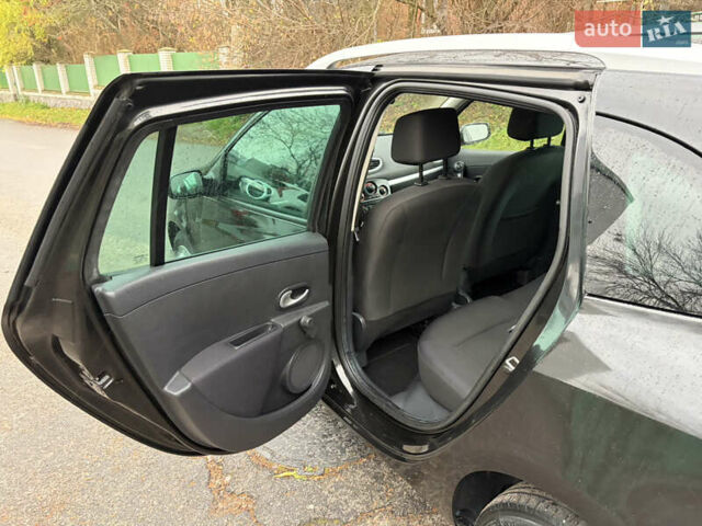 Чорний Рено Кліо, об'ємом двигуна 1.6 л та пробігом 191 тис. км за 5390 $, фото 11 на Automoto.ua