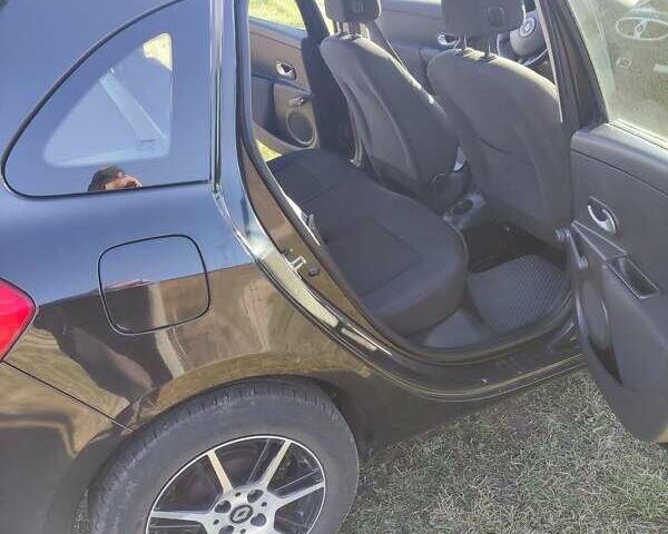 Черный Рено Клио, объемом двигателя 1.1 л и пробегом 220 тыс. км за 5000 $, фото 8 на Automoto.ua