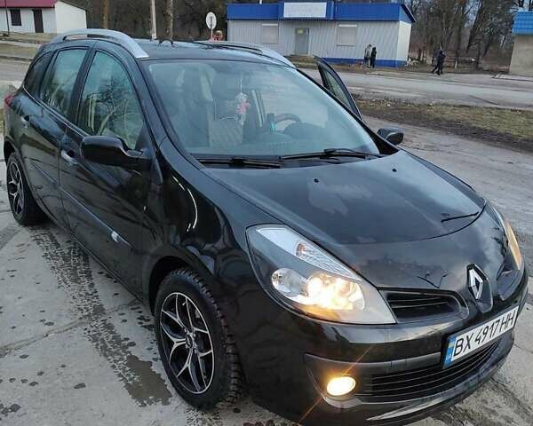 Черный Рено Клио, объемом двигателя 1.6 л и пробегом 173 тыс. км за 6100 $, фото 11 на Automoto.ua