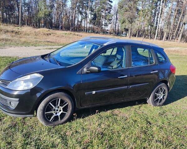 Черный Рено Клио, объемом двигателя 1.1 л и пробегом 220 тыс. км за 5000 $, фото 6 на Automoto.ua