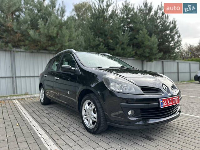 Черный Рено Клио, объемом двигателя 1.6 л и пробегом 227 тыс. км за 5100 $, фото 1 на Automoto.ua