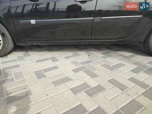 Черный Рено Клио, объемом двигателя 1.15 л и пробегом 183 тыс. км за 4850 $, фото 8 на Automoto.ua