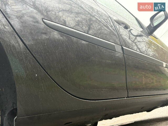 Чорний Рено Кліо, об'ємом двигуна 1.6 л та пробігом 191 тис. км за 5390 $, фото 28 на Automoto.ua