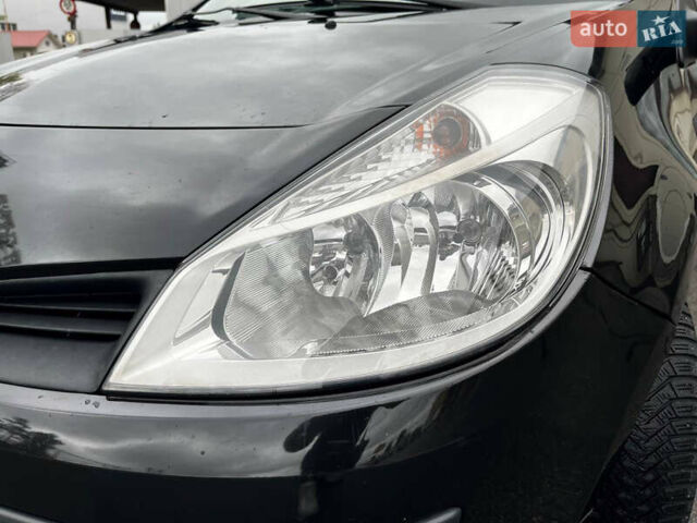 Рено Клио 2009 в Киеве на Automoto.ua Черный Рено Клио, объемом двигателя 1.6 л и пробегом 267 тыс. км за 5800 $, фото 3 на Automoto.ua
