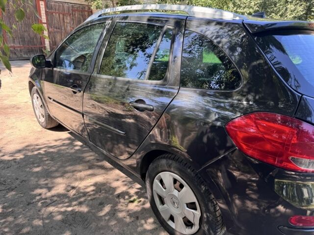 Чорний Рено Кліо, об'ємом двигуна 1.5 л та пробігом 226 тис. км за 4500 $, фото 4 на Automoto.ua