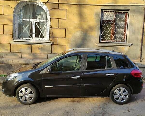Черный Рено Клио, объемом двигателя 1.15 л и пробегом 180 тыс. км за 6800 $, фото 1 на Automoto.ua