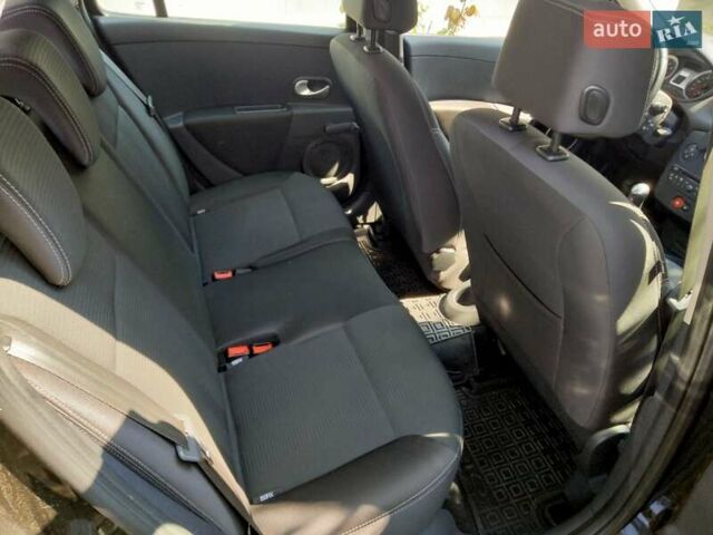 Черный Рено Клио, объемом двигателя 1.2 л и пробегом 208 тыс. км за 5000 $, фото 14 на Automoto.ua