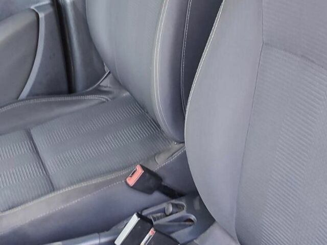 Черный Рено Клио, объемом двигателя 0 л и пробегом 314 тыс. км за 6000 $, фото 5 на Automoto.ua