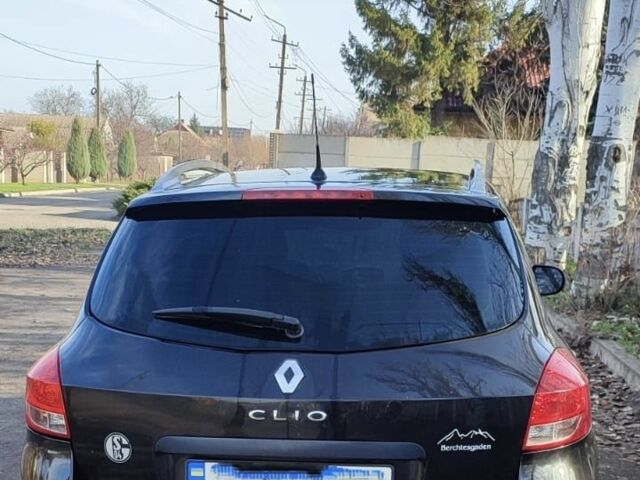 Черный Рено Клио, объемом двигателя 0 л и пробегом 314 тыс. км за 6000 $, фото 6 на Automoto.ua