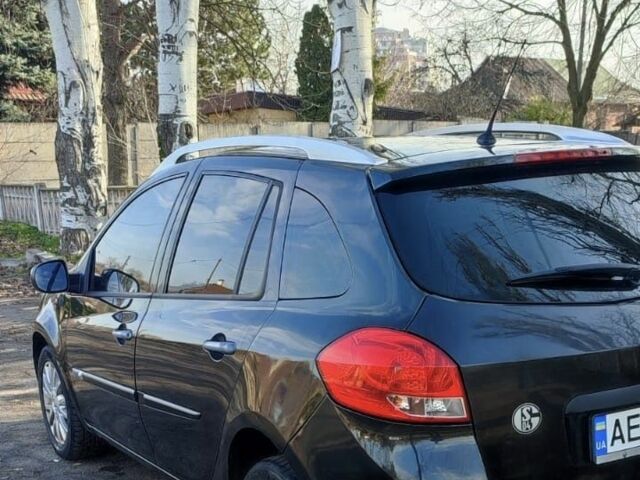 Черный Рено Клио, объемом двигателя 0 л и пробегом 314 тыс. км за 6000 $, фото 1 на Automoto.ua