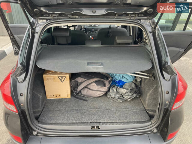 Рено Клио 2011 в Киеве на Automoto.ua Черный Рено Клио, объемом двигателя 1.5 л и пробегом 217 тыс. км за 5800 $, фото 10 на Automoto.ua