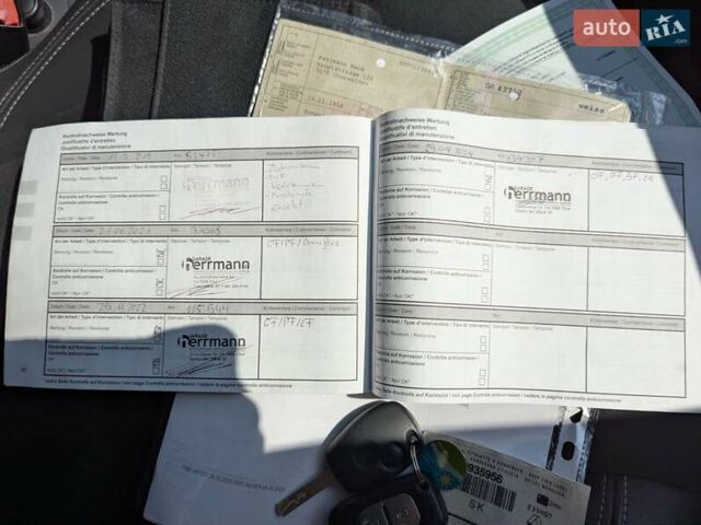 Чорний Рено Кліо, об'ємом двигуна 1.2 л та пробігом 146 тис. км за 5950 $, фото 52 на Automoto.ua