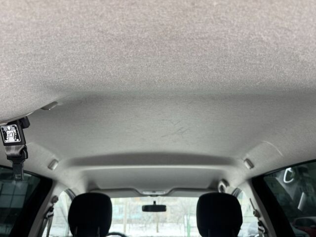 Чорний Рено Кліо, об'ємом двигуна 1.1 л та пробігом 186 тис. км за 5300 $, фото 19 на Automoto.ua