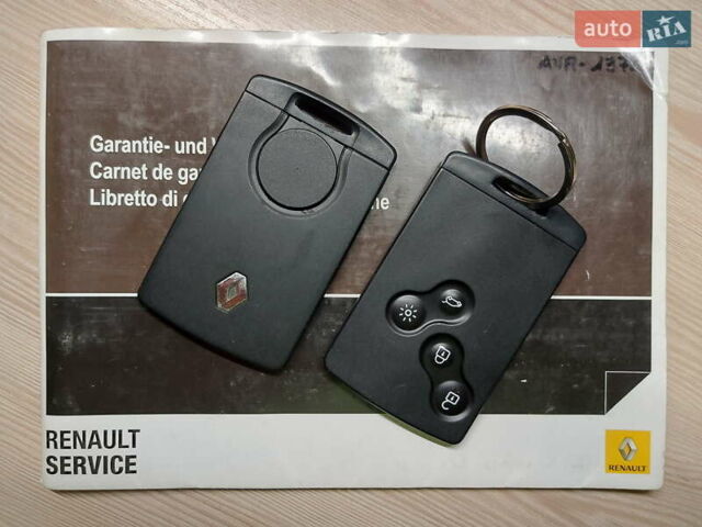 Чорний Рено Кліо, об'ємом двигуна 1.2 л та пробігом 217 тис. км за 8800 $, фото 29 на Automoto.ua