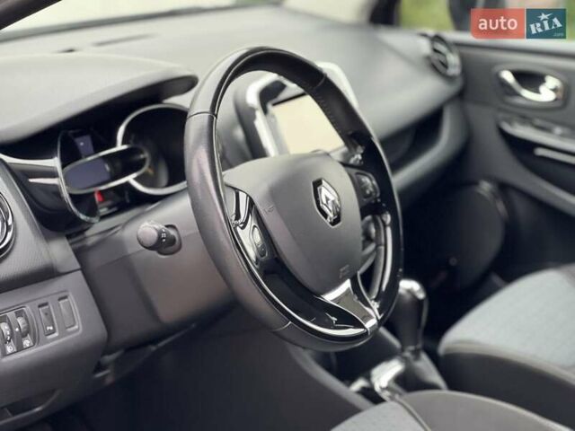 Чорний Рено Кліо, об'ємом двигуна 1.2 л та пробігом 217 тис. км за 8800 $, фото 10 на Automoto.ua