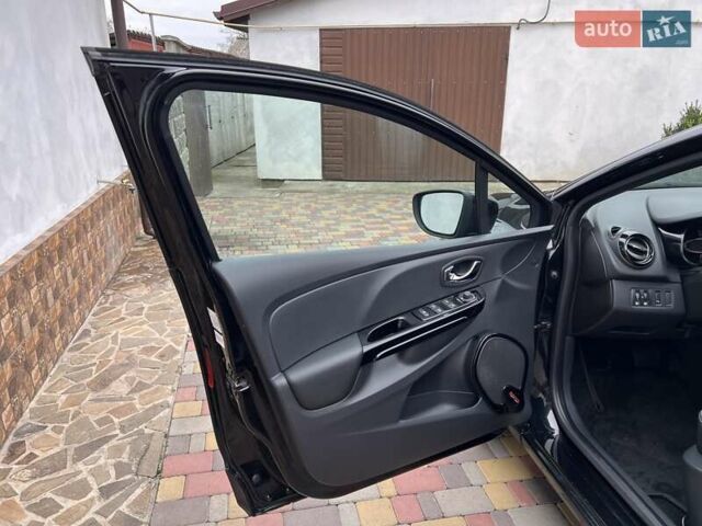 Чорний Рено Кліо, об'ємом двигуна 1.2 л та пробігом 217 тис. км за 8800 $, фото 8 на Automoto.ua
