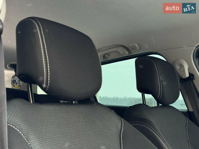 Черный Рено Клио, объемом двигателя 1.5 л и пробегом 230 тыс. км за 6900 $, фото 85 на Automoto.ua