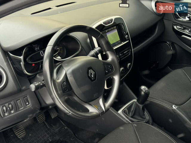 Черный Рено Клио, объемом двигателя 1.5 л и пробегом 230 тыс. км за 6900 $, фото 55 на Automoto.ua