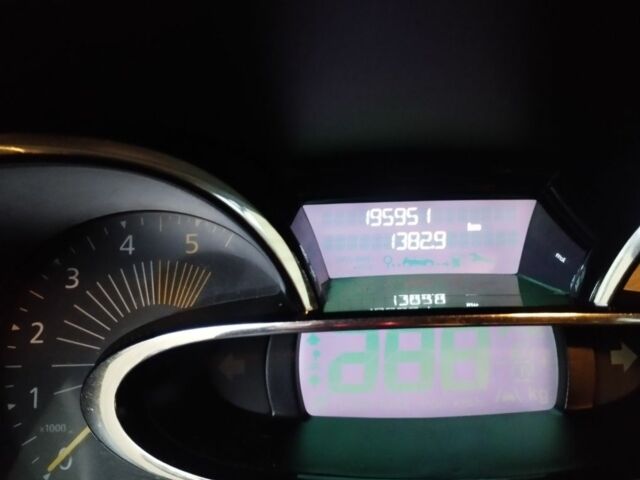 Черный Рено Клио, объемом двигателя 1.5 л и пробегом 195 тыс. км за 7800 $, фото 3 на Automoto.ua