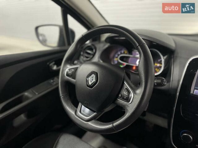 Чорний Рено Кліо, об'ємом двигуна 0 л та пробігом 197 тис. км за 8650 $, фото 21 на Automoto.ua