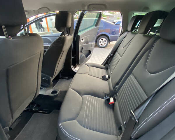 Черный Рено Клио, объемом двигателя 1.5 л и пробегом 160 тыс. км за 9500 $, фото 10 на Automoto.ua