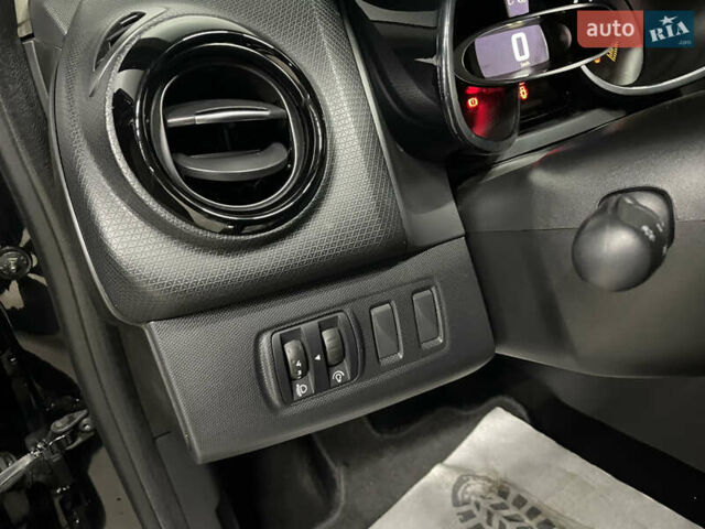 Чорний Рено Кліо, об'ємом двигуна 0 л та пробігом 197 тис. км за 8650 $, фото 25 на Automoto.ua