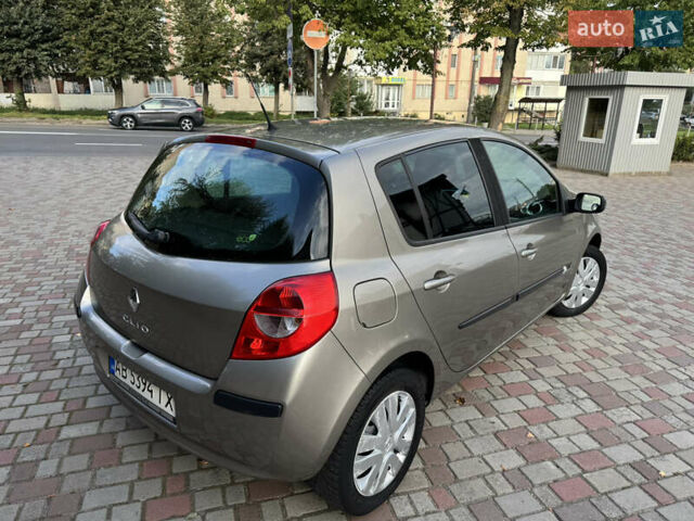 Коричневый Рено Клио, объемом двигателя 1.2 л и пробегом 178 тыс. км за 4200 $, фото 20 на Automoto.ua