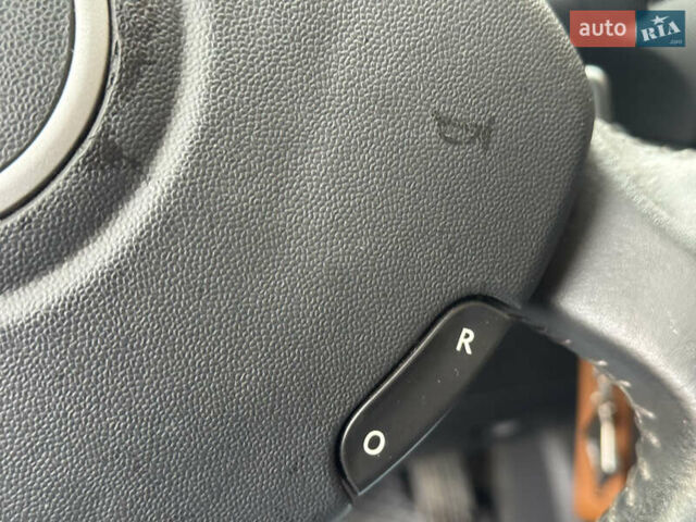 Коричневый Рено Клио, объемом двигателя 1.6 л и пробегом 147 тыс. км за 5300 $, фото 20 на Automoto.ua