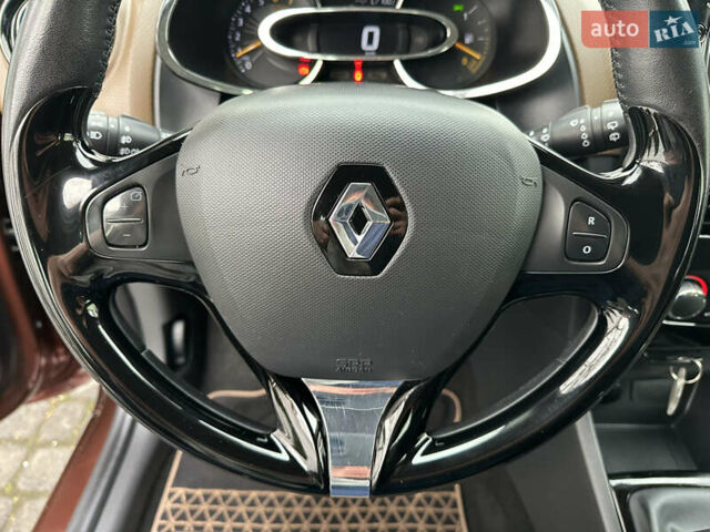 Коричневый Рено Клио, объемом двигателя 1.2 л и пробегом 146 тыс. км за 7699 $, фото 66 на Automoto.ua