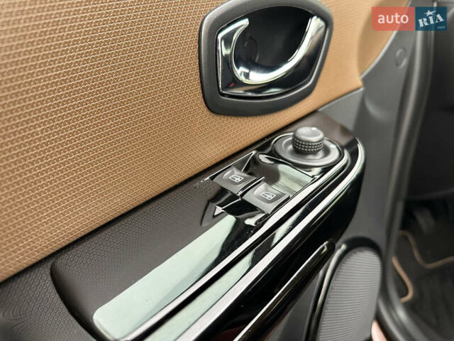 Коричневый Рено Клио, объемом двигателя 1.2 л и пробегом 146 тыс. км за 7699 $, фото 56 на Automoto.ua