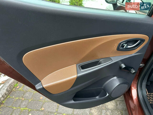 Коричневый Рено Клио, объемом двигателя 1.2 л и пробегом 146 тыс. км за 7699 $, фото 86 на Automoto.ua