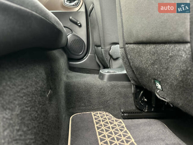 Коричневый Рено Клио, объемом двигателя 1.2 л и пробегом 146 тыс. км за 7699 $, фото 94 на Automoto.ua