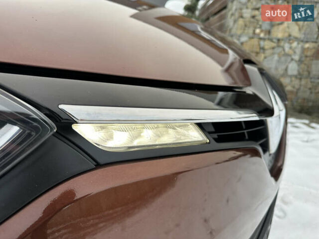 Коричневый Рено Клио, объемом двигателя 1.2 л и пробегом 146 тыс. км за 7699 $, фото 35 на Automoto.ua