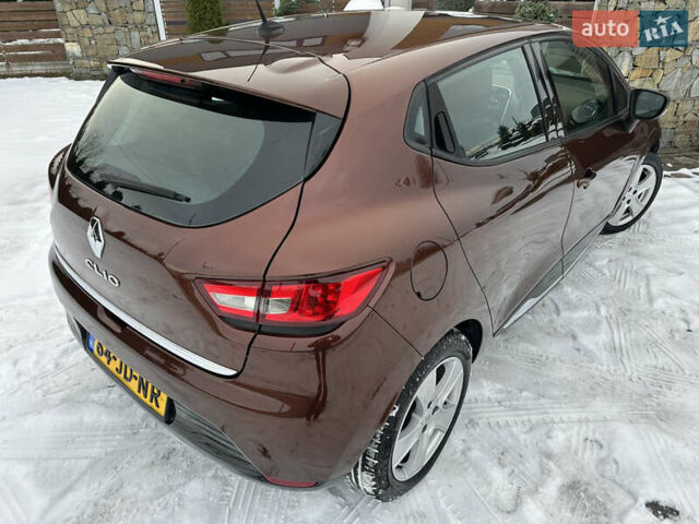 Коричневый Рено Клио, объемом двигателя 1.2 л и пробегом 146 тыс. км за 7699 $, фото 42 на Automoto.ua