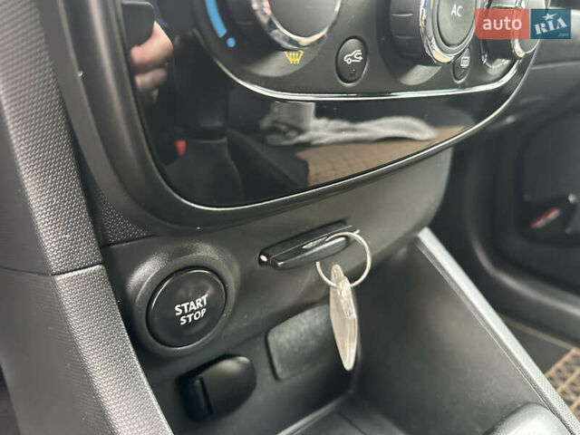 Коричневый Рено Клио, объемом двигателя 1.2 л и пробегом 146 тыс. км за 7699 $, фото 77 на Automoto.ua