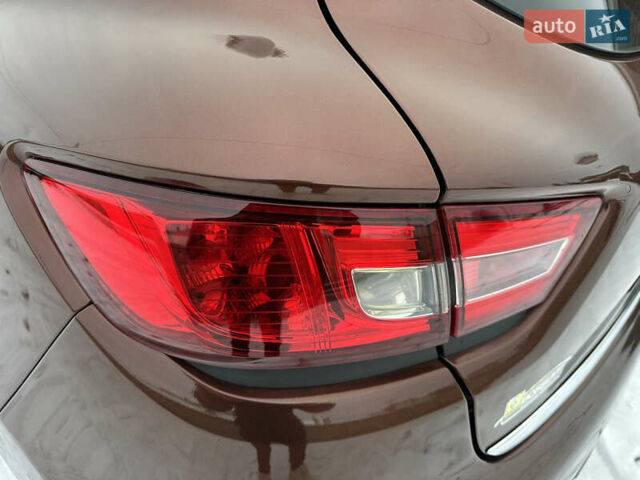 Коричневый Рено Клио, объемом двигателя 1.2 л и пробегом 146 тыс. км за 7699 $, фото 26 на Automoto.ua