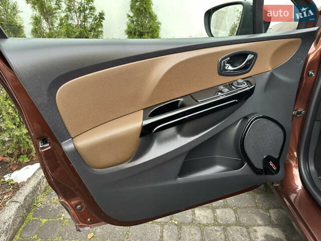 Коричневый Рено Клио, объемом двигателя 1.2 л и пробегом 146 тыс. км за 7699 $, фото 55 на Automoto.ua