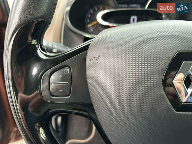 Коричневый Рено Клио, объемом двигателя 1.2 л и пробегом 146 тыс. км за 7699 $, фото 65 на Automoto.ua