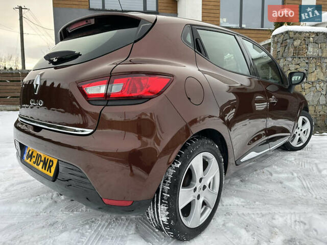 Коричневый Рено Клио, объемом двигателя 1.2 л и пробегом 146 тыс. км за 7699 $, фото 43 на Automoto.ua