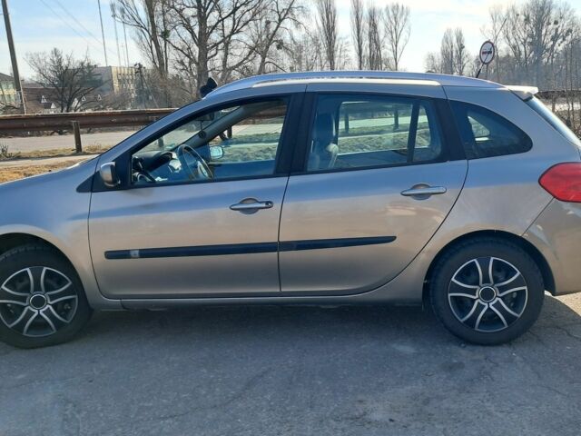 Коричневий Рено Кліо, об'ємом двигуна 1 л та пробігом 236 тис. км за 4400 $, фото 2 на Automoto.ua