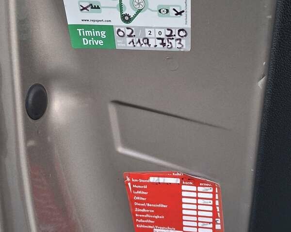 Коричневий Рено Кліо, об'ємом двигуна 1.2 л та пробігом 205 тис. км за 5499 $, фото 42 на Automoto.ua