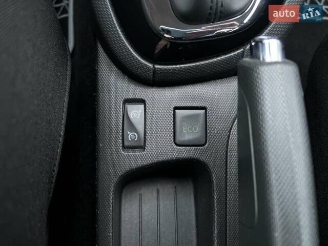 Коричневий Рено Кліо, об'ємом двигуна 1.2 л та пробігом 119 тис. км за 9500 $, фото 18 на Automoto.ua