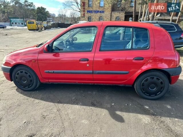 Красный Рено Клио, объемом двигателя 1.4 л и пробегом 142 тыс. км за 3500 $, фото 9 на Automoto.ua