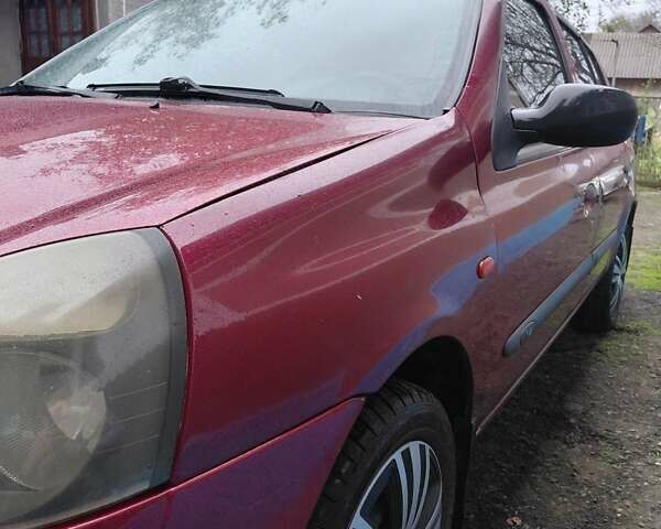 Рено Клио 2002 в Сторожинце на Automoto.ua Красный Рено Клио, объемом двигателя 1.4 л и пробегом 250 тыс. км за 3000 $, фото 8 на Automoto.ua