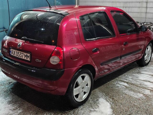 Червоний Рено Кліо, об'ємом двигуна 1.4 л та пробігом 228 тис. км за 3600 $, фото 2 на Automoto.ua